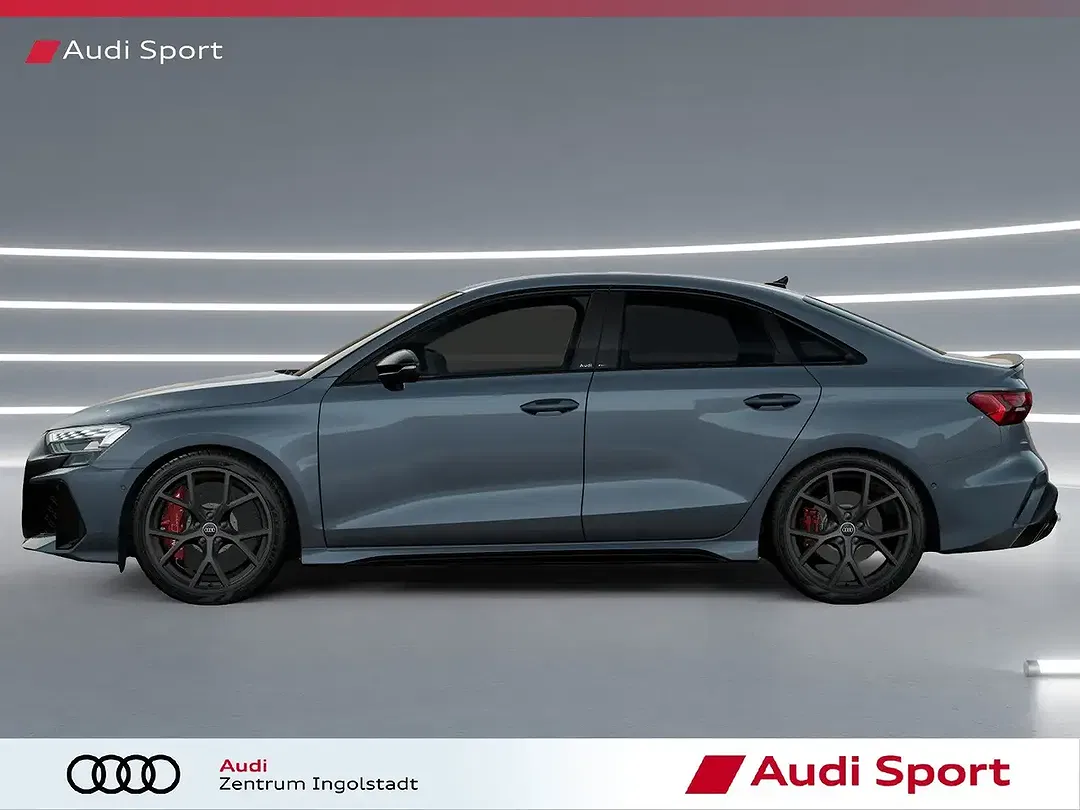Audi RS3 - Thumbnail 3