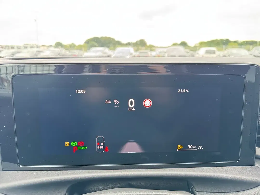 Volkswagen T-Roc 1.5 eTSI DSG R-Line - Thumbnail 13