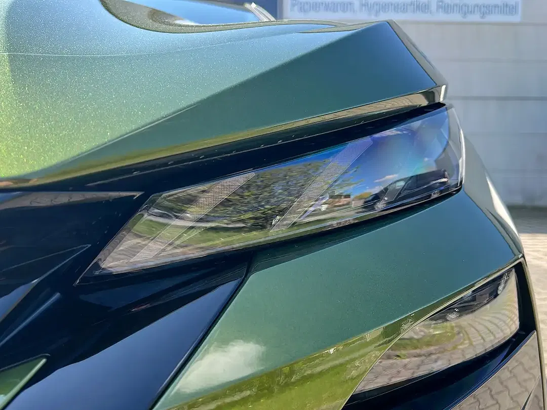 Peugeot 408 PHEV GT - Thumbnail 14