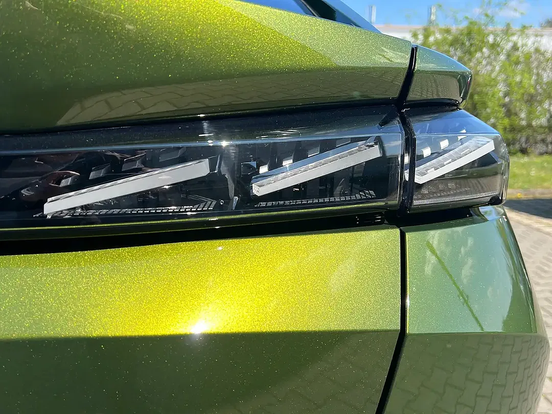 Peugeot 408 PHEV GT - foto 15