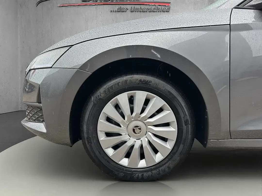 Skoda Octavia 1.5 TSI Essence - Thumbnail 13