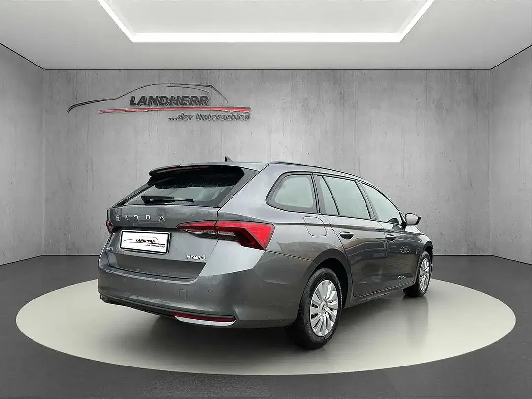Skoda Octavia 1.5 TSI Essence - Thumbnail 3