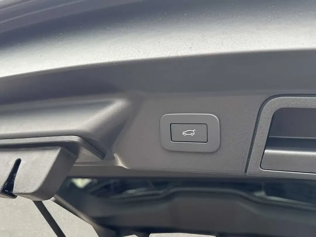 Land Rover Range Rover Velar D200 S - Thumbnail 12