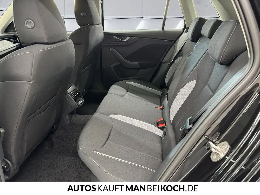Skoda Kamiq 1.5 TSI DSG Selection - Thumbnail 6