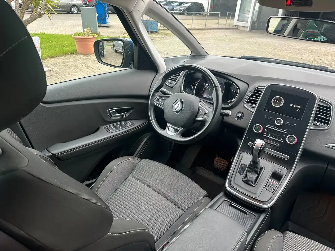 Renault Scenic - Thumbnail 11