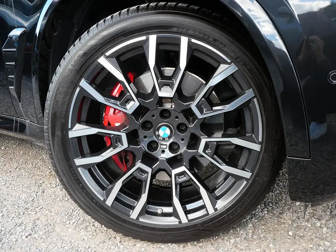 BMW X5 xDrive M Sport Pro - Thumbnail 11