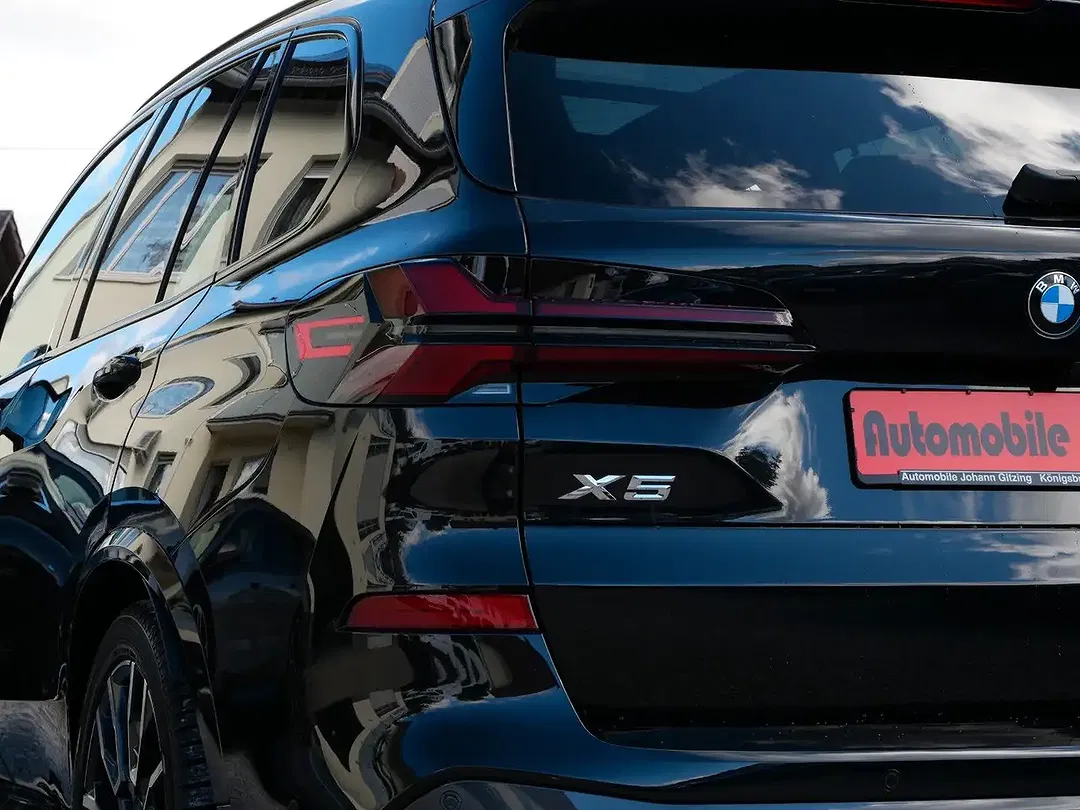 BMW X5 xDrive M Sport Pro - Thumbnail 9