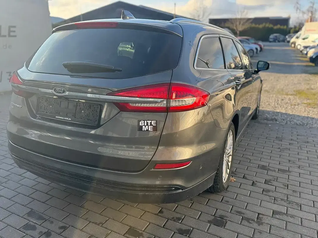 Ford Mondeo Hybrid AUT Titanium - Thumbnail 4