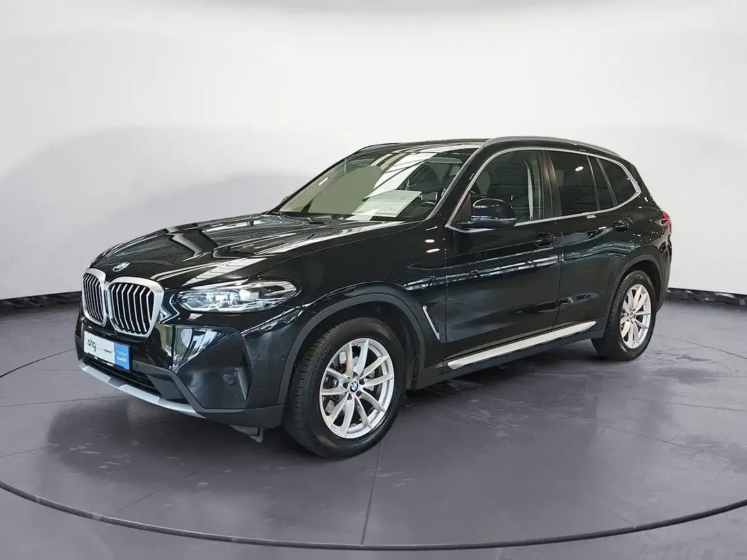 BMW X3 xDrive - Thumbnail 1