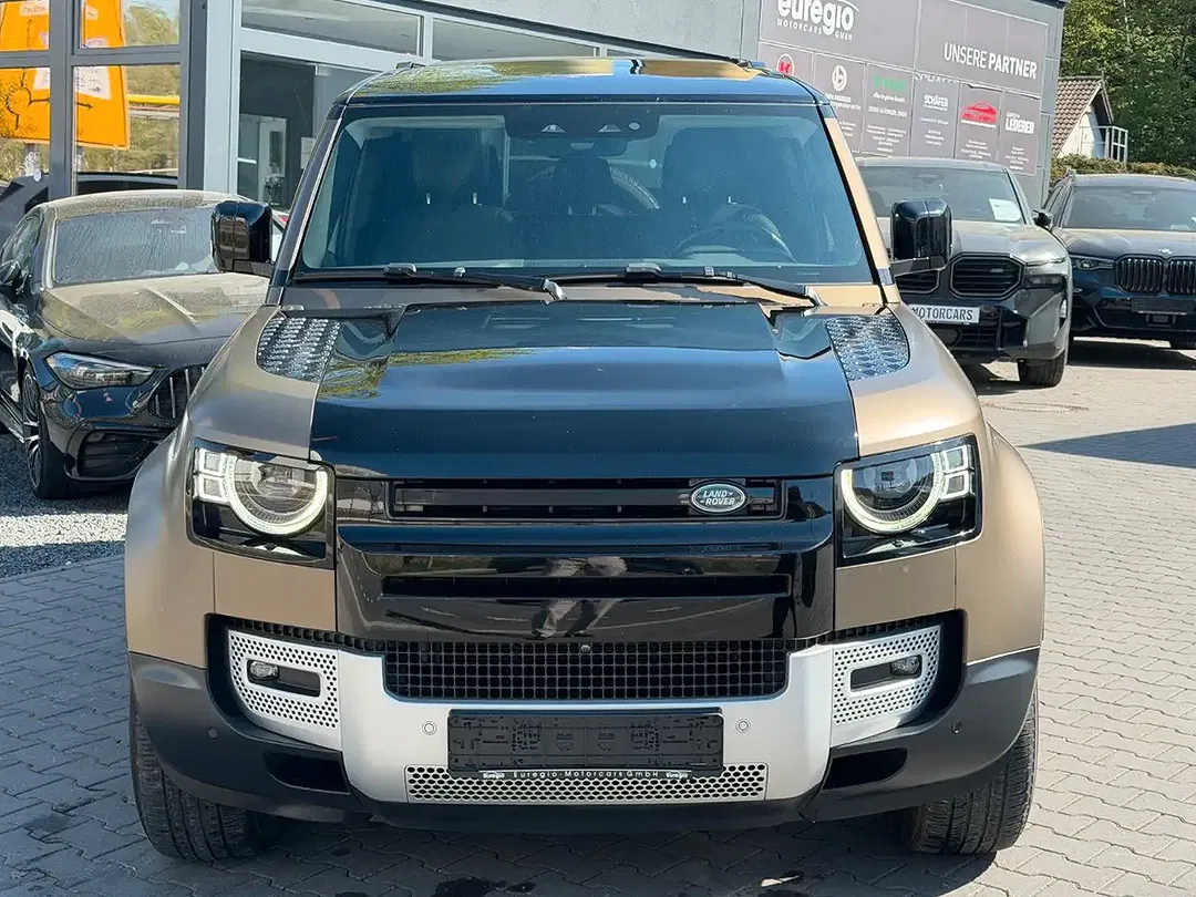 Land Rover Defender AUT 110 HSE - Thumbnail 4