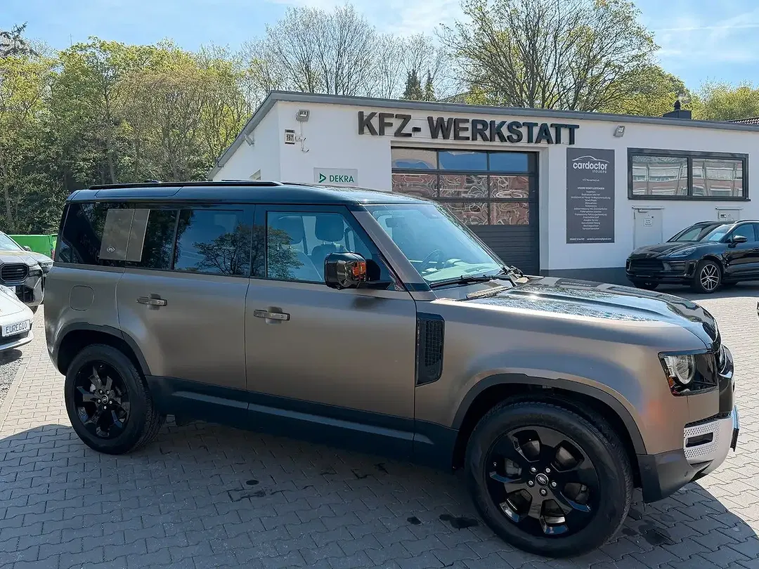 Land Rover Defender AUT 110 HSE - Thumbnail 6