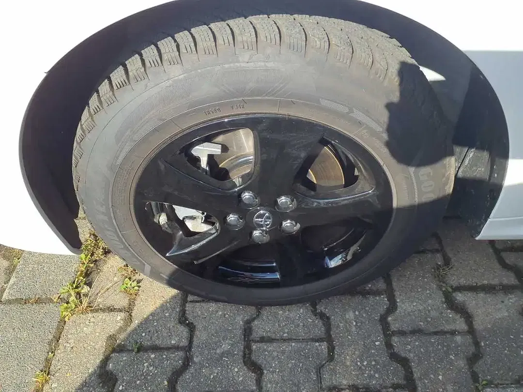 Toyota Yaris 1.5 Comfort - Thumbnail 13