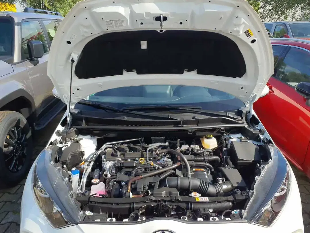 Toyota Yaris 1.5 Comfort - Thumbnail 14