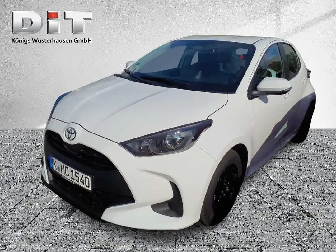Toyota Yaris 1.5 Comfort - Thumbnail 2