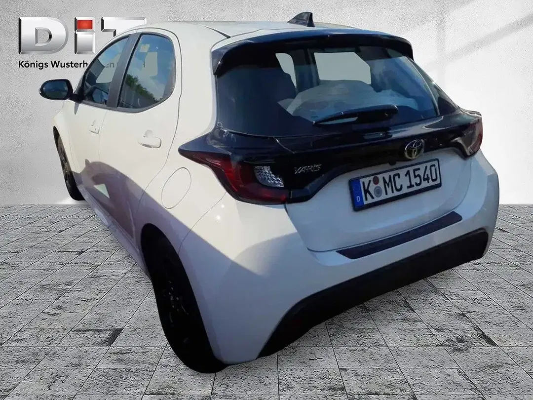 Toyota Yaris 1.5 Comfort - Thumbnail 5