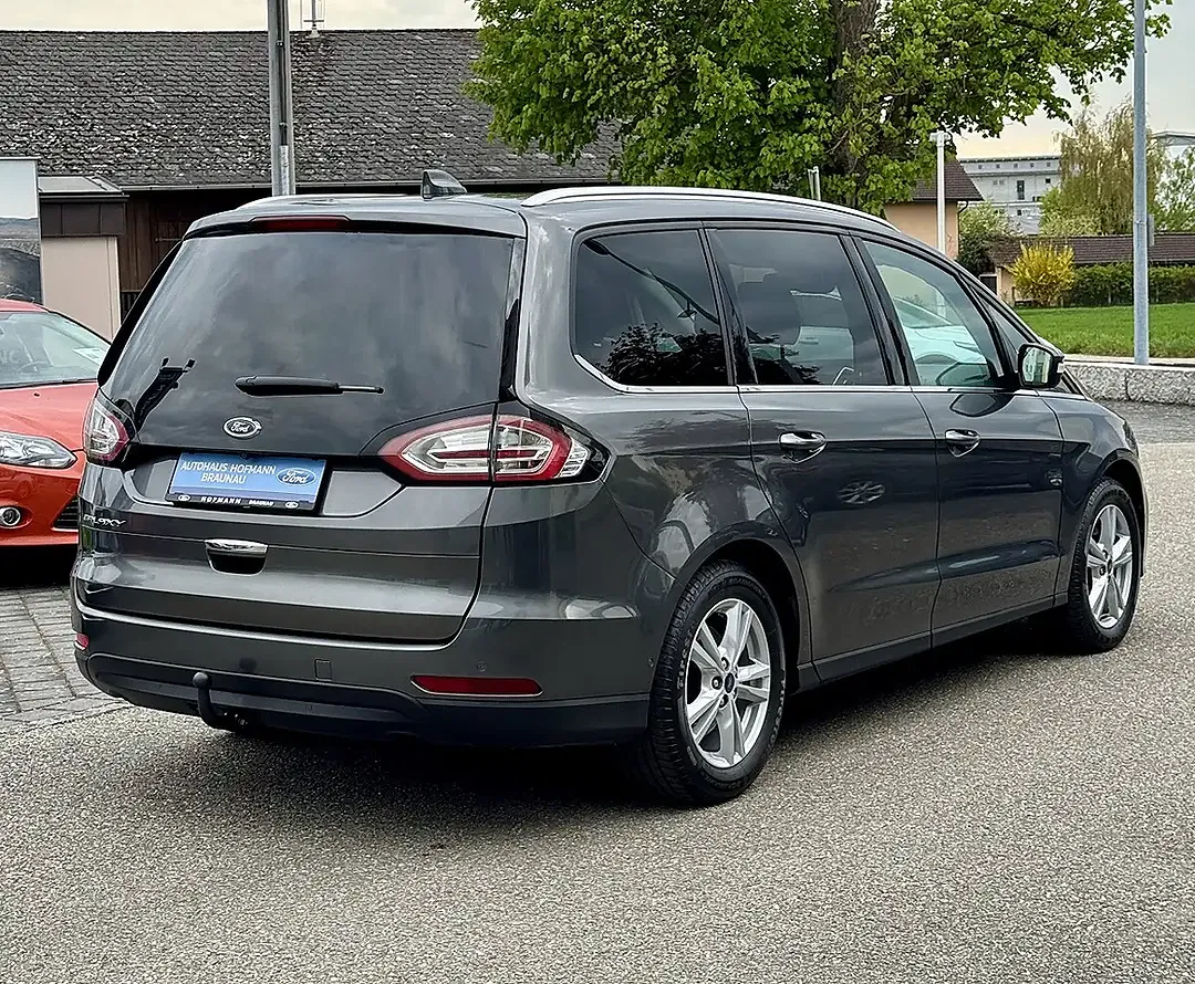 Ford Galaxy 2.0 EcoBlue AUT Titanium - Thumbnail 10