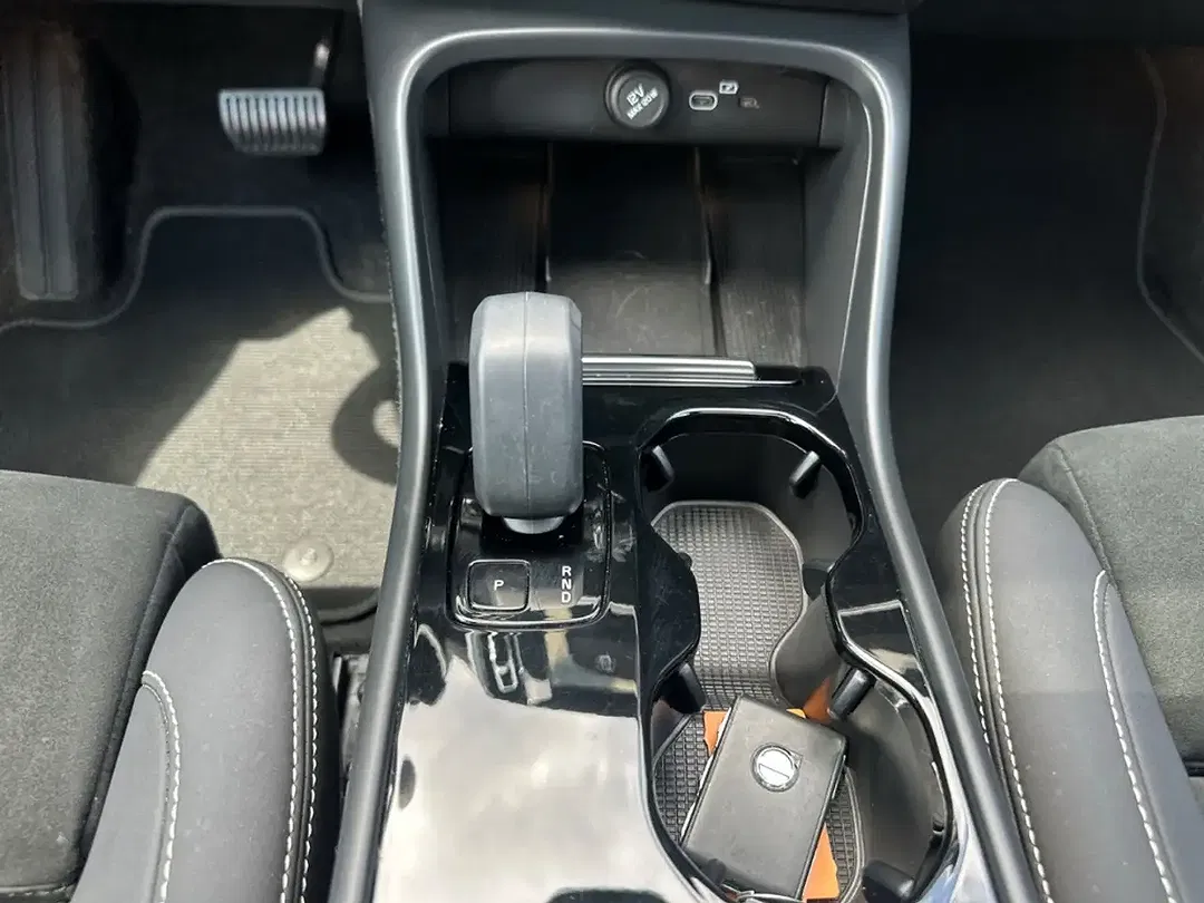 Volvo XC40 eAWD Recharge Ultimate - Thumbnail 11