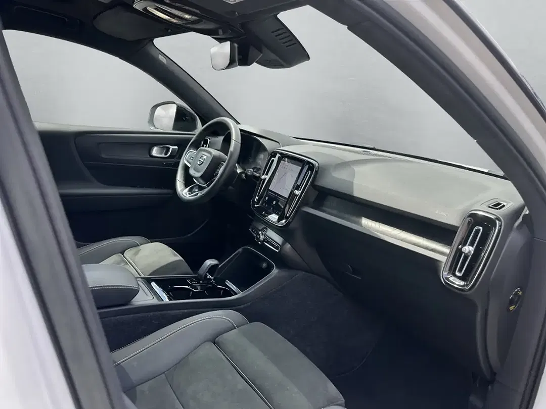 Volvo XC40 eAWD Recharge Ultimate - Thumbnail 14