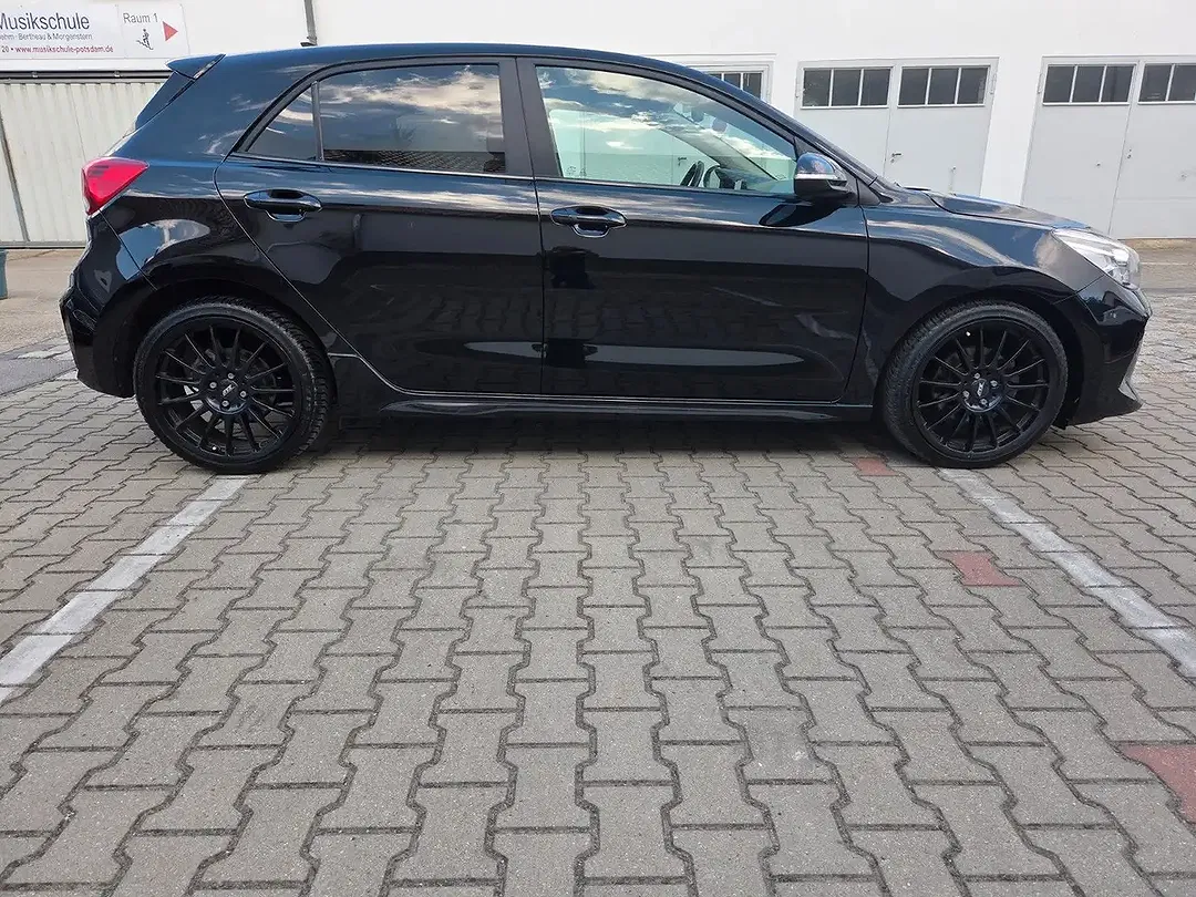 Kia Rio GT-Line - Thumbnail 6