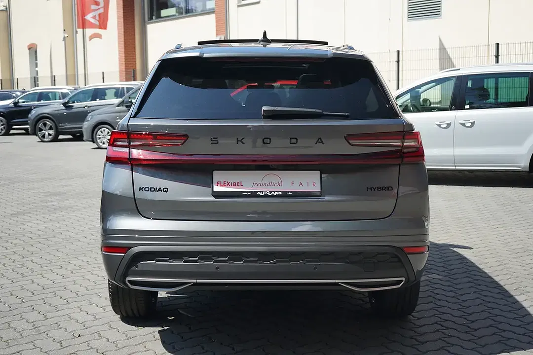 Skoda Kodiaq 1.5 TSI DSG Sportline - Thumbnail 4