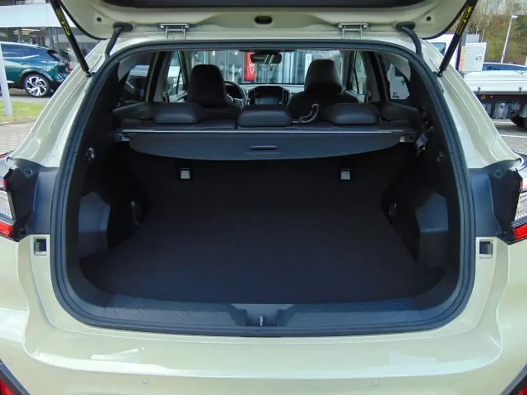 Subaru Crosstrek 2.0 e-Boxer Platinum - Thumbnail 3