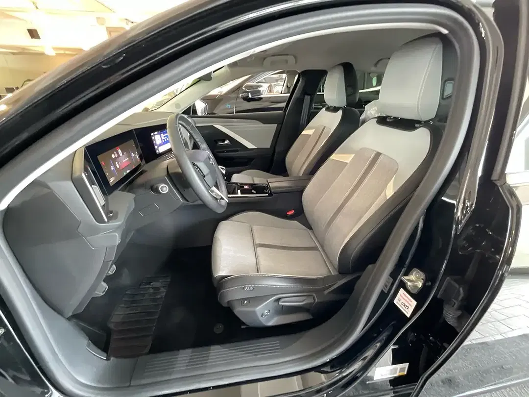 Opel Astra Elegance - Thumbnail 10