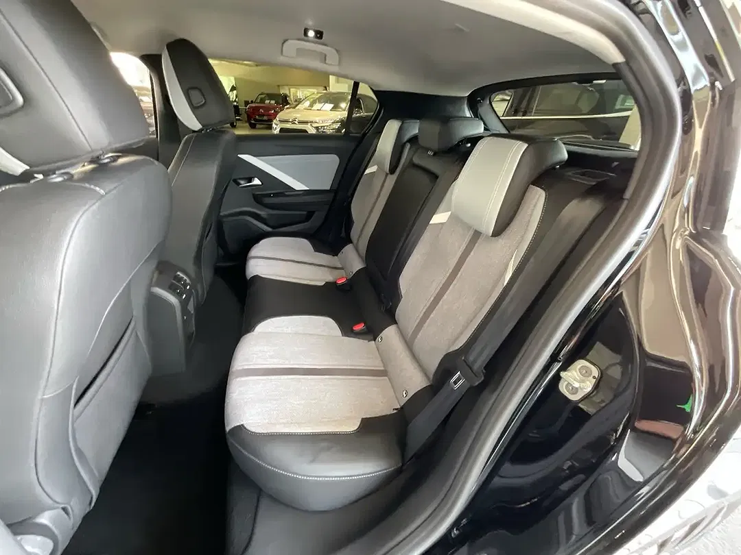Opel Astra Elegance - Thumbnail 11