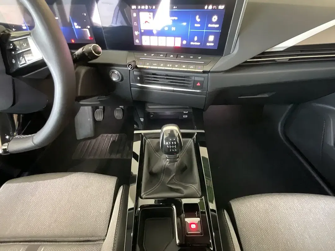 Opel Astra Elegance - foto 14