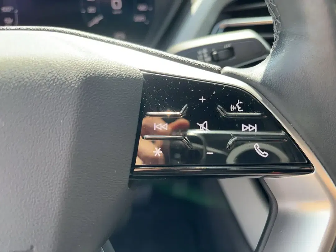 Audi Q4 e-tron 40 - foto 14