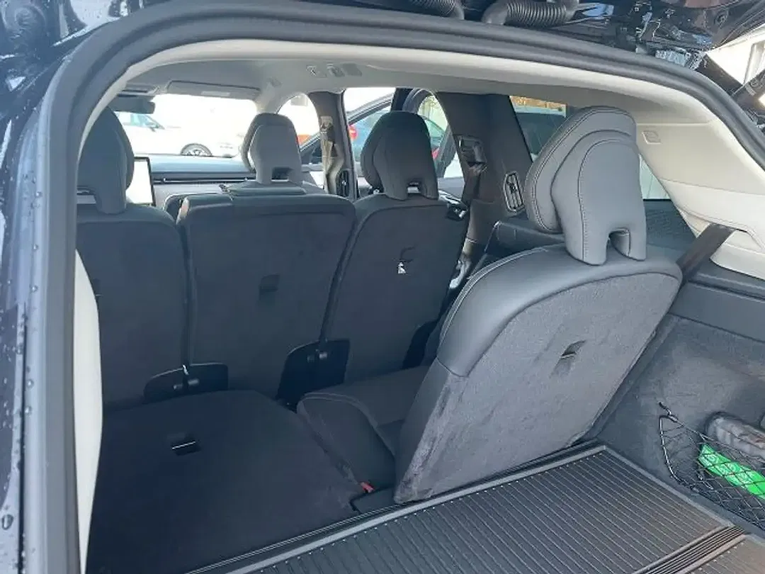 Volvo EX90 AWD Twin Motor Ultra - Thumbnail 14