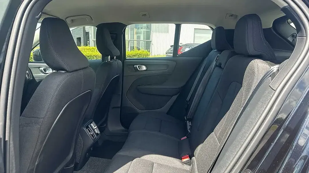 Volvo XC40 B3 - Thumbnail 8