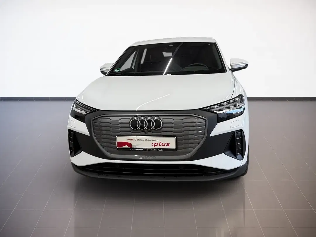 Audi Q4 e-tron 45 Matrix LED Sportback - Thumbnail 2