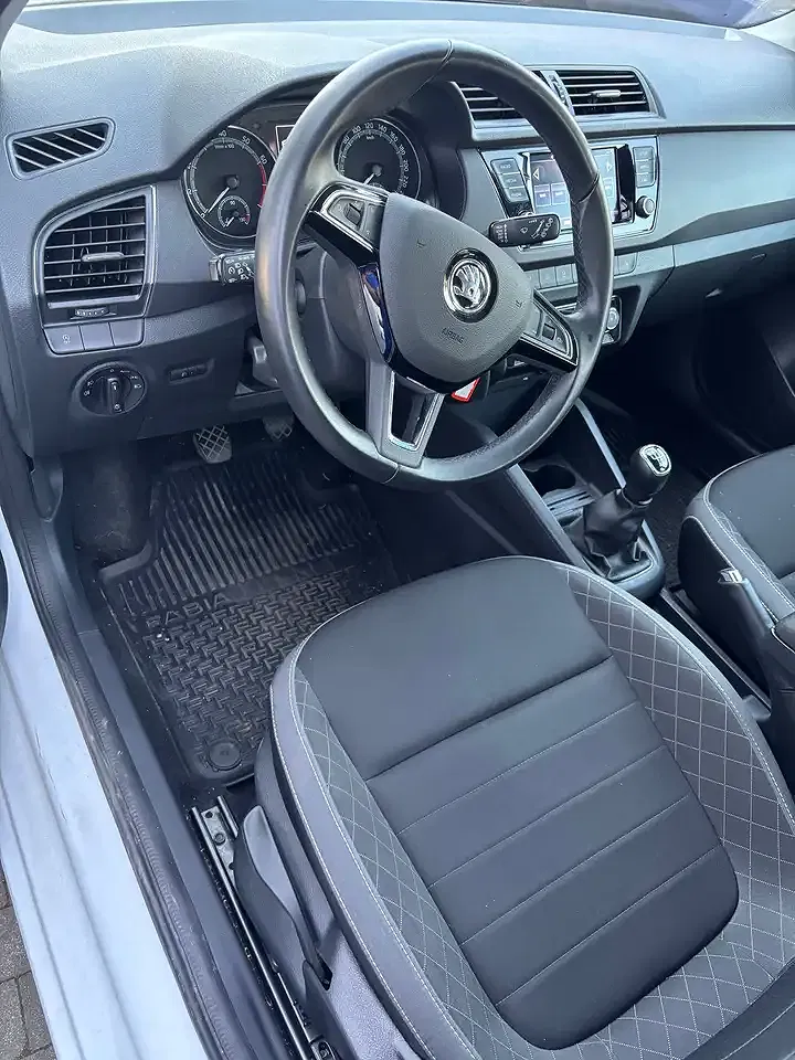 Skoda Fabia 1.0 TSI Cool Plus - Thumbnail 8