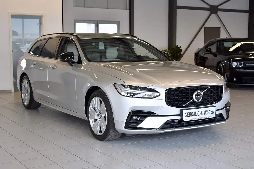 Volvo V90 AUT R-Design - foto 1