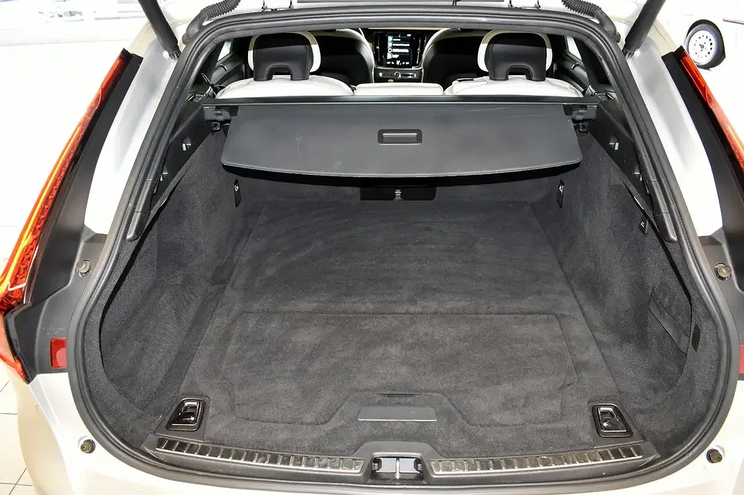 Volvo V90 AUT R-Design - Thumbnail 14