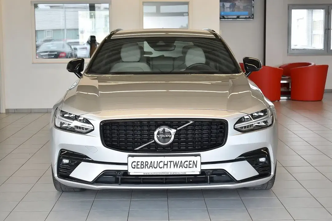 Volvo V90 AUT R-Design - foto 2