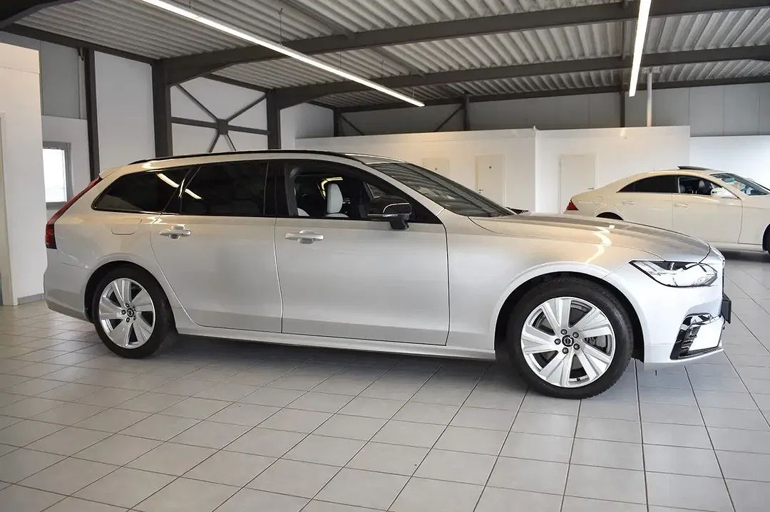 Volvo V90 AUT R-Design - Thumbnail 8