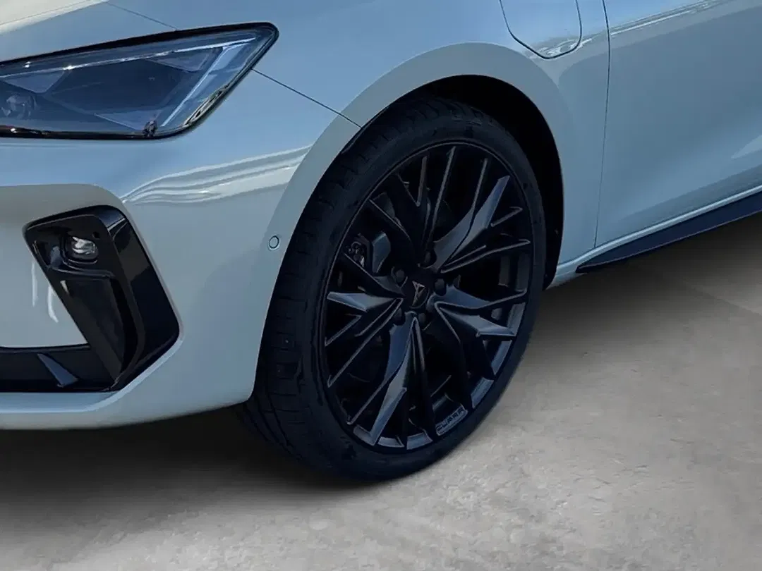 CUPRA Leon 1.5 PHEV VZ Edition - Thumbnail 8