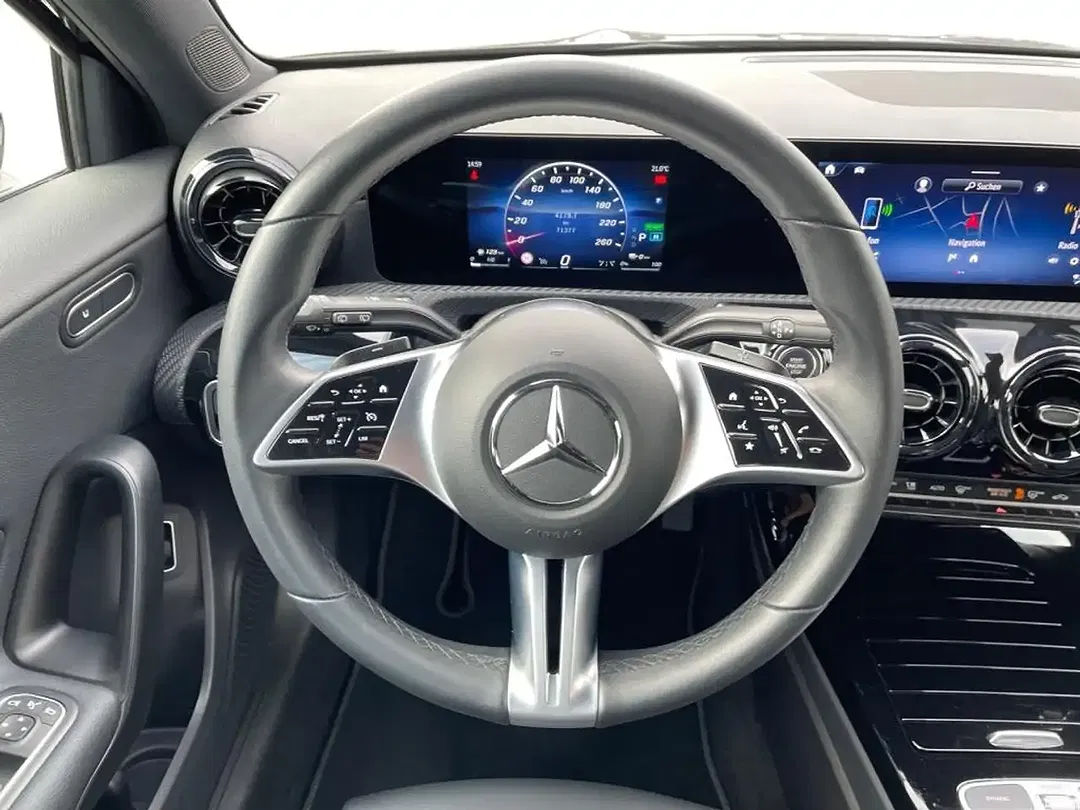 Mercedes-Benz A 250 AUT - Thumbnail 11
