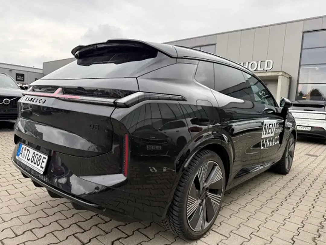 Lynk & Co 08 - foto 2