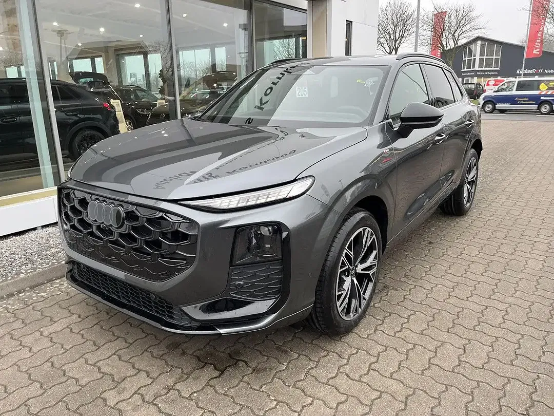 Audi Q3 2.0 TDI S tronic S line - Thumbnail 2
