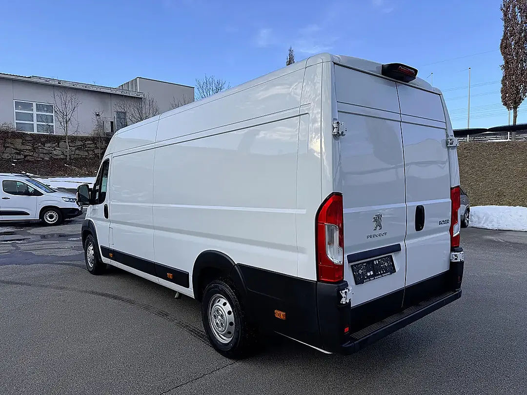 Peugeot Boxer BlueHDi 140 L4H2 Premium - Thumbnail 4