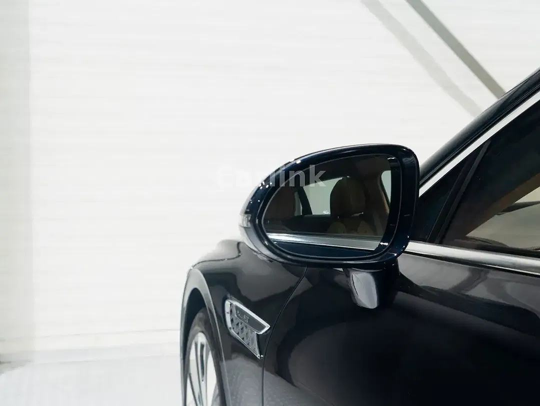 Bentley Flying Spur 4.0 V8 Hybrid Mulliner - Thumbnail 11