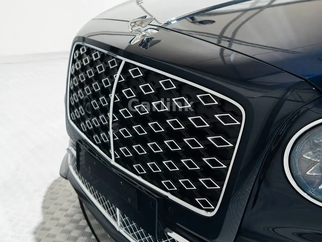 Bentley Flying Spur 4.0 V8 Hybrid Mulliner - Thumbnail 7