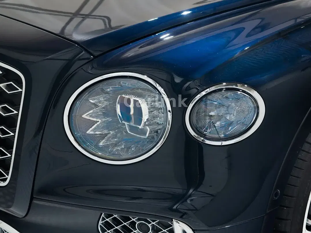 Bentley Flying Spur 4.0 V8 Hybrid Mulliner - Thumbnail 8