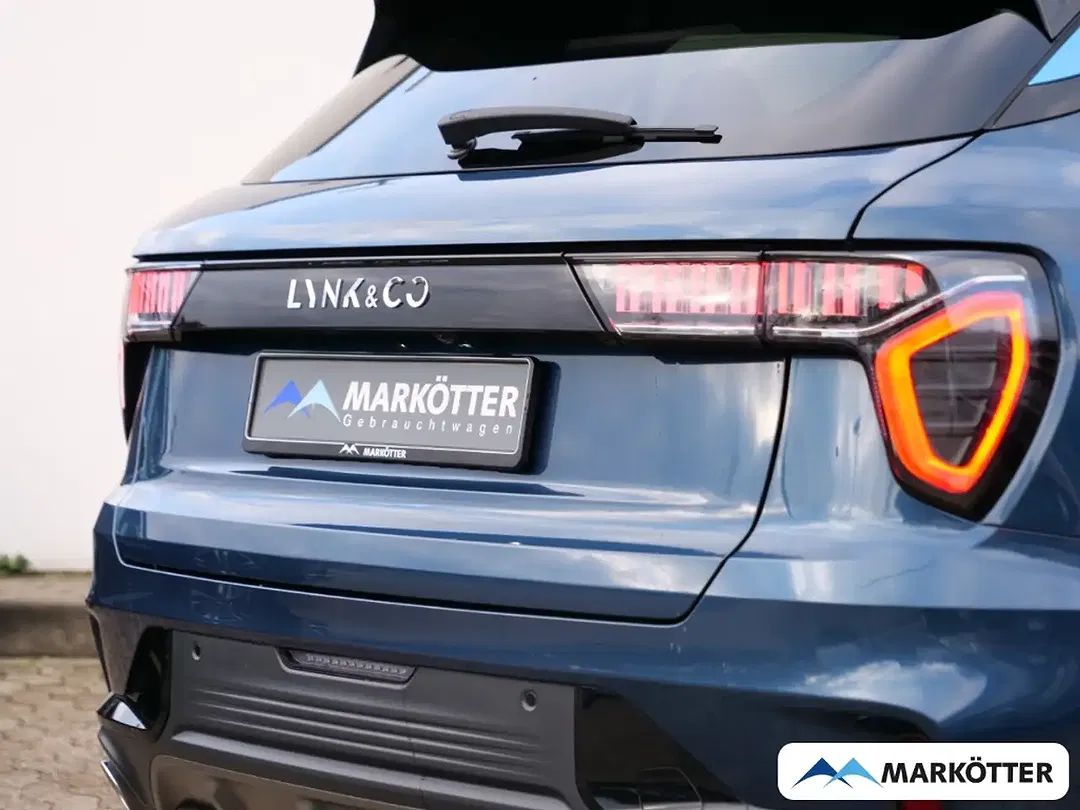 Lynk & Co 01 - Thumbnail 4