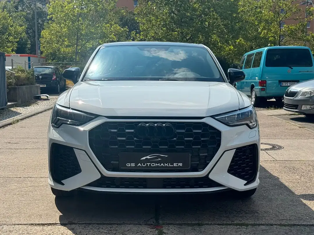 Audi RS Q3 2.5 TFSI quattro Sportback - Thumbnail 3