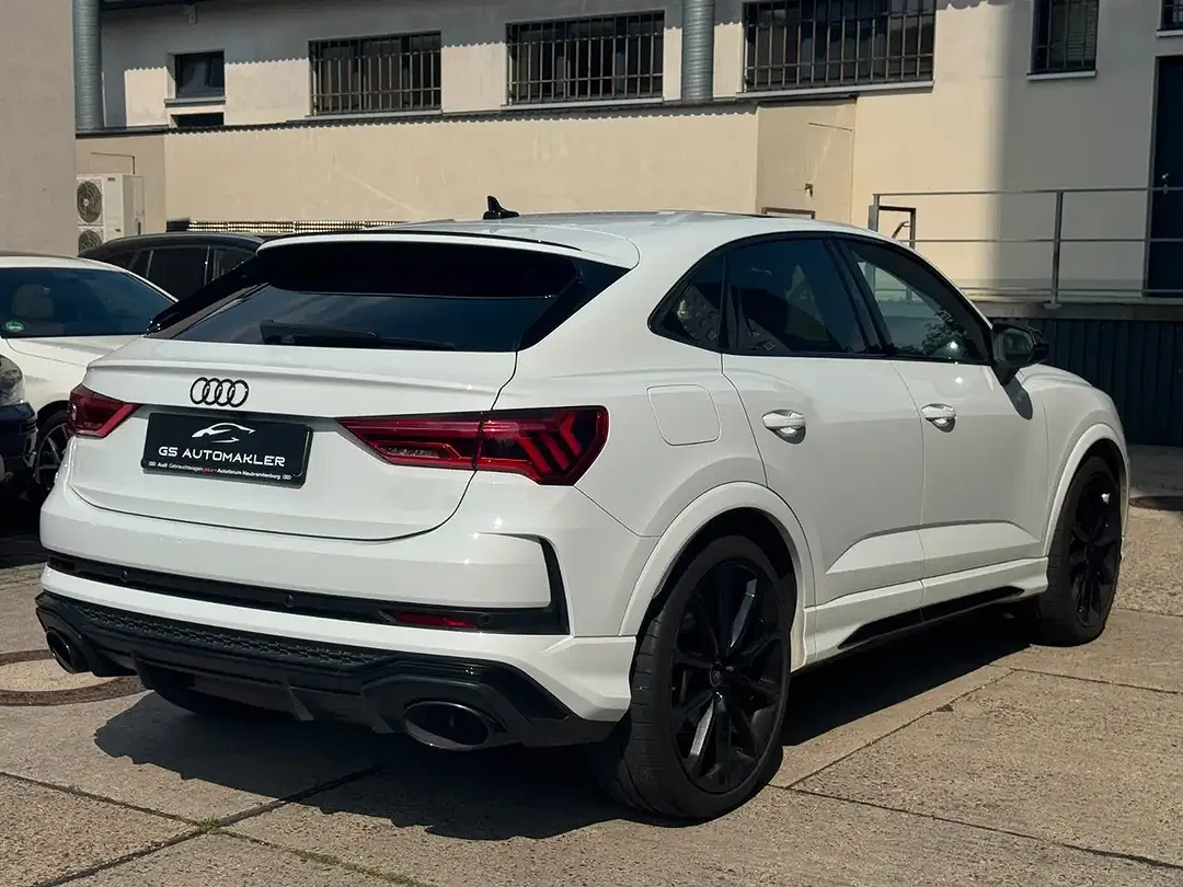 Audi RS Q3 2.5 TFSI quattro Sportback - Thumbnail 5