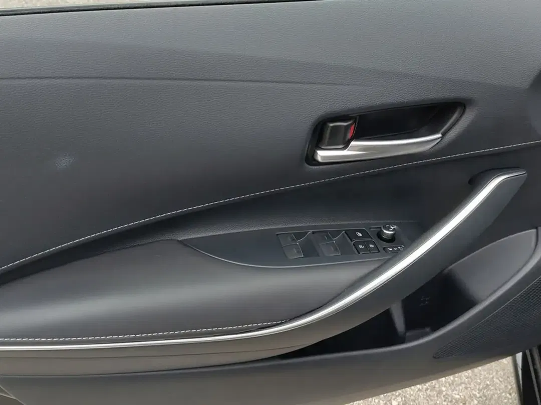 Suzuki Swace Hybrid 1.8 - Thumbnail 12