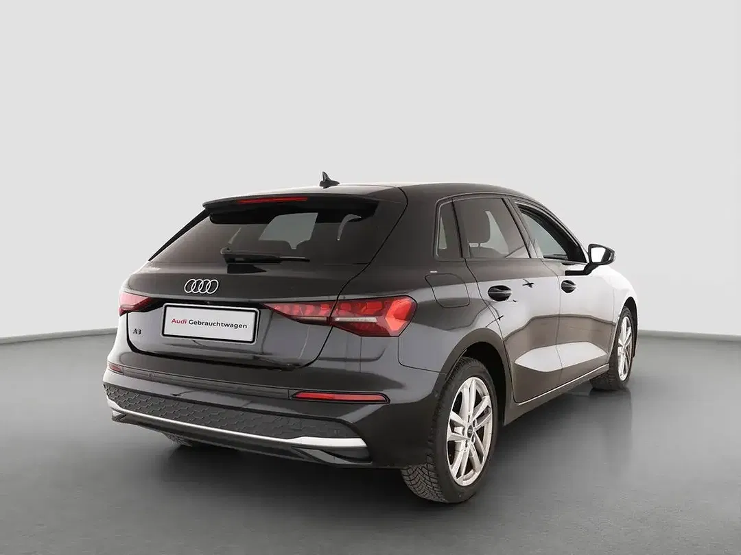 Audi A3 35 TFSI Sportback - Thumbnail 2